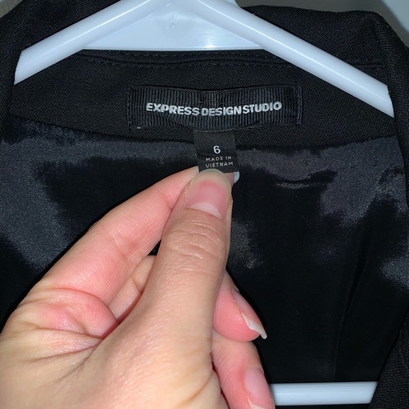 Blazer - Picture 3 of 3